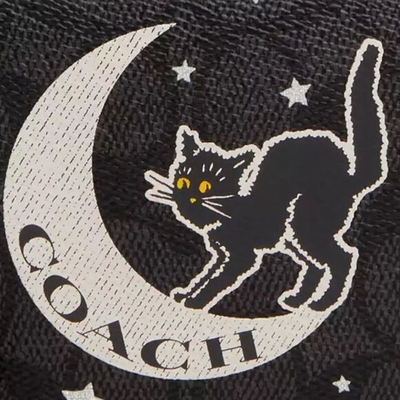 Corner Zip Wristlet In Signature Canvas With Halloween Black Cat Graphic Wallet - Picture 9 of 13